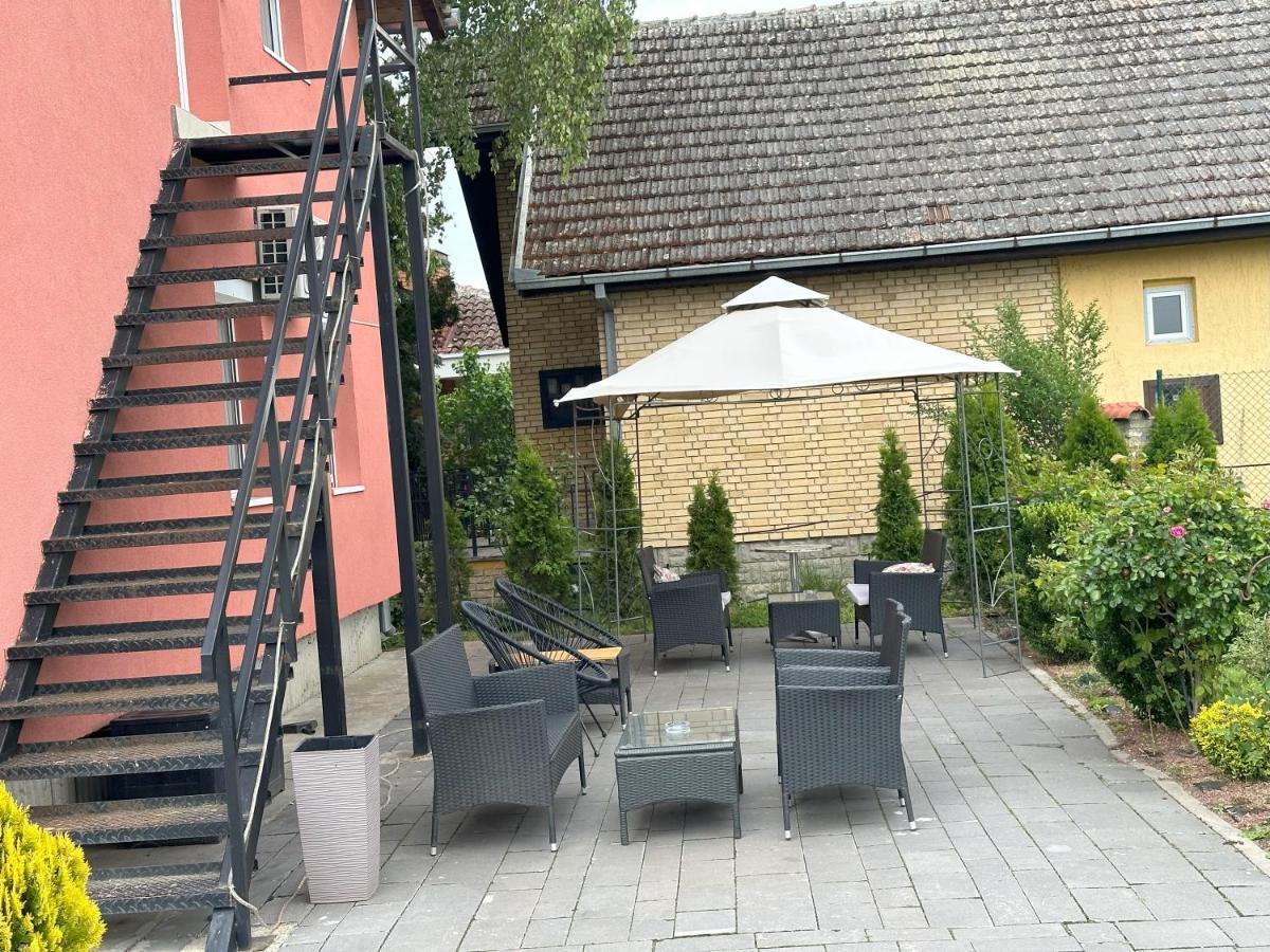 Vila Boska Палич Экстерьер фото